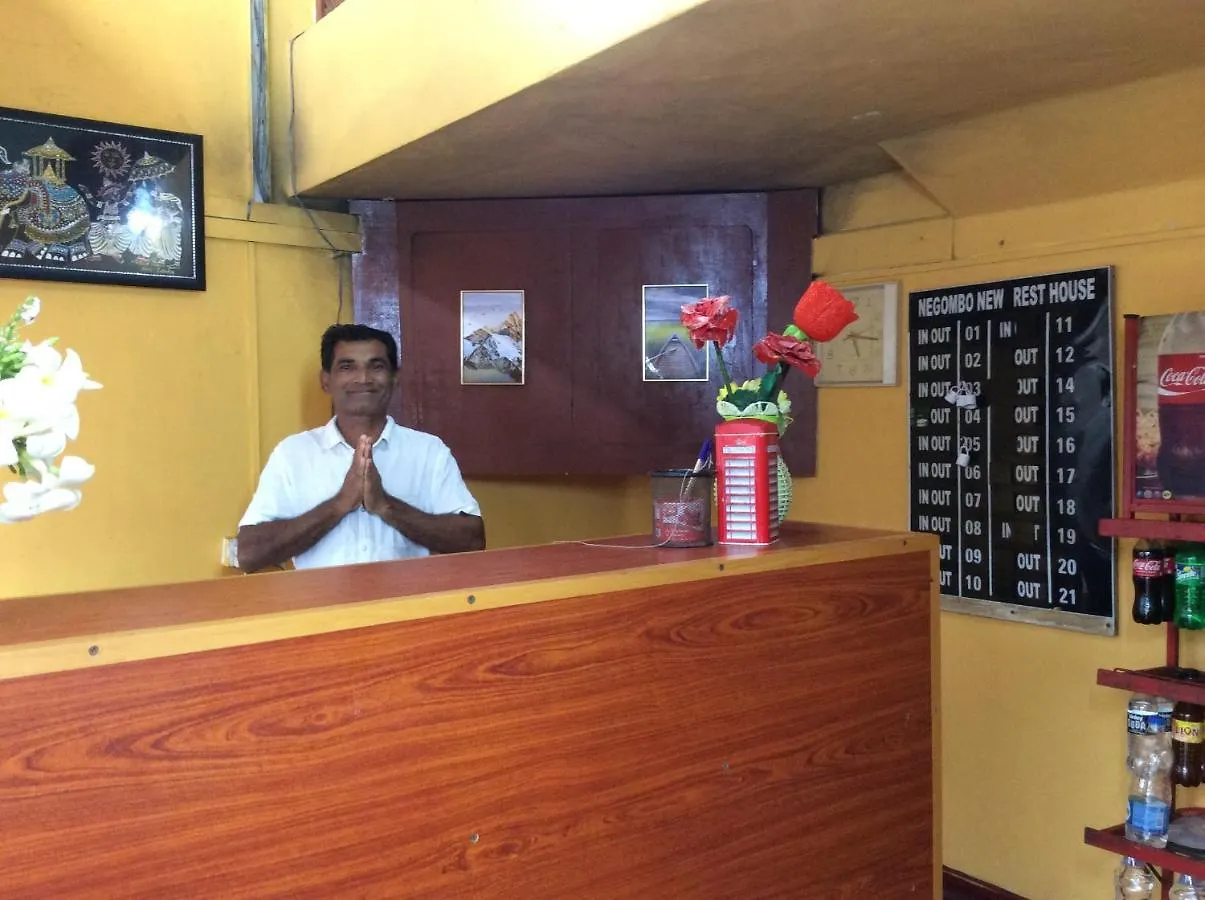 New Rest House Sea View Hotel Negombo